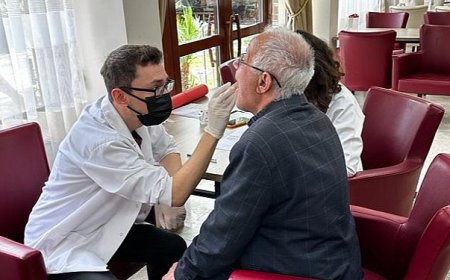 Egeli Gönüllü Diş Hekimleri depremzedelerin ağız ve diş bakımlarını yaptı