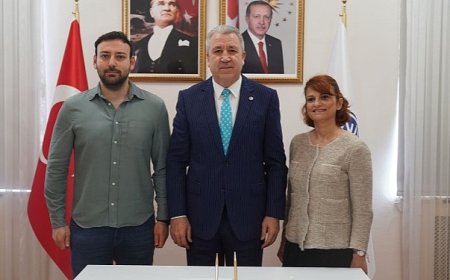 Egeli bilim ekibi, hastalık etkeni mantarların içinde bulunan bakteriyel türleri araştıracak